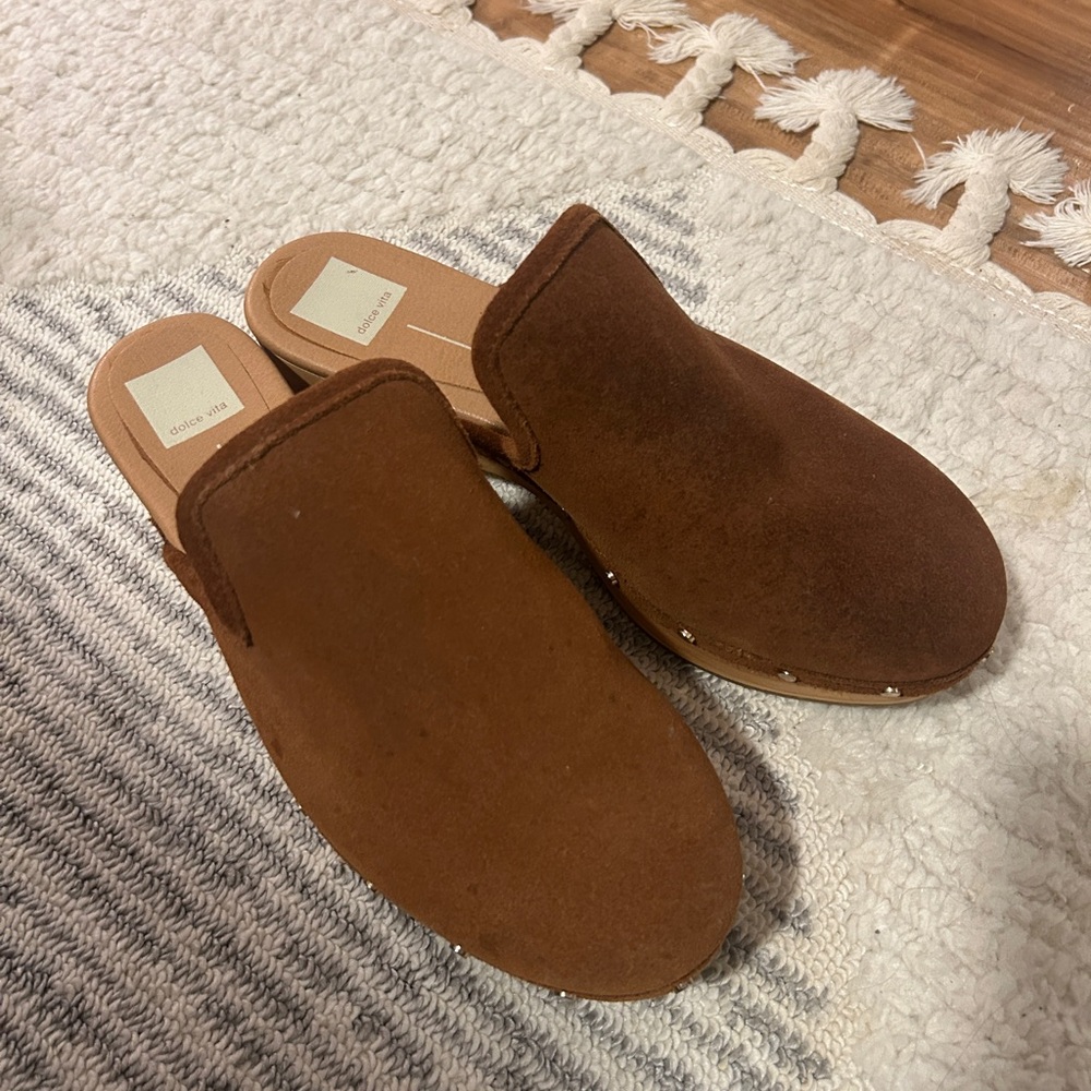 Dolce Vita Tan Suede Clogs
